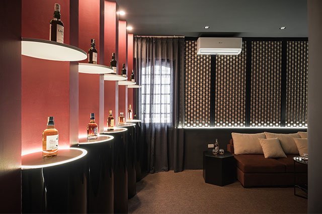 ハノイ・リンラン通り Club CRYSTAL クリスタルハノイのカラオケバー店内写真 6