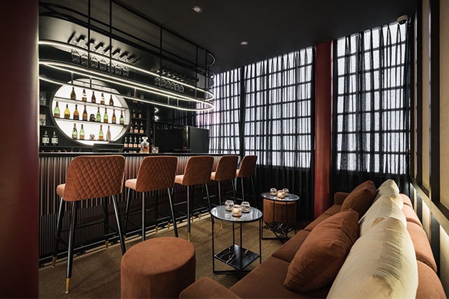 ハノイ・リンラン通り Club CRYSTAL クリスタルハノイのカラオケバー店内写真 8
